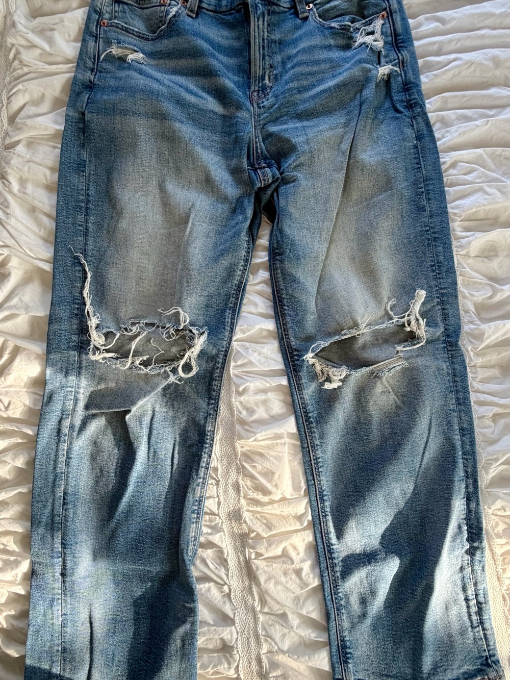 American Eagle Distressed Straight Leg Jeans Size 10 Regular